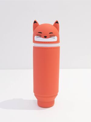 Fox Stand Pen Case